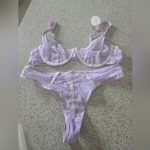 Avidlove Women's Size Large Purple Bra and Thong Set. New with Tags